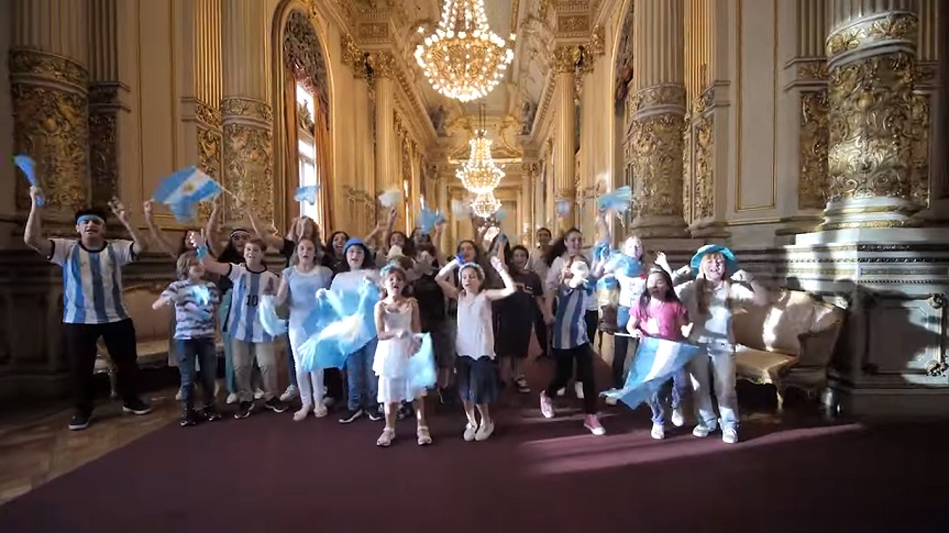 Μουντιάλ 2022: Το βίντεο που έχει συγκινήσει όλη την Αργεντινή – Παιδική χορωδία τραγουδάει το σύνθημα «Muchachos»