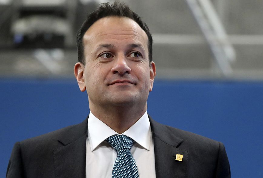Ιρλανδία: Πρωθυπουργός παραιτήθηκε από τη θέση του για να τον διαδεχτεί ο μεγάλος πολιτικός του αντίπαλος