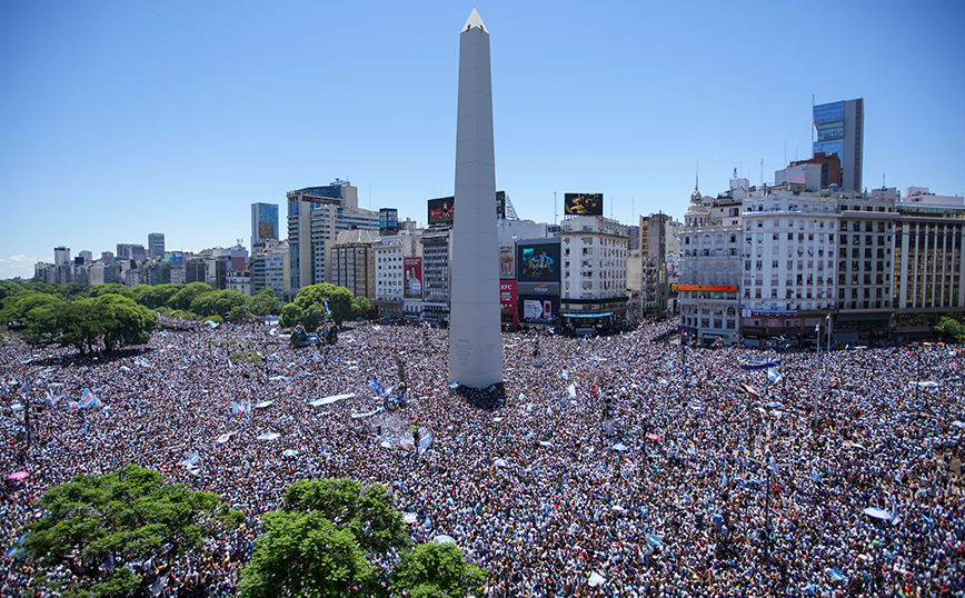 Τρέλα στο Μπουένος Άιρες: «Τσουνάμι» 4 εκατ. Αργεντινών αποθέωσε τον&#8230; Παγκόσμιο Μέσι και την παρέα του