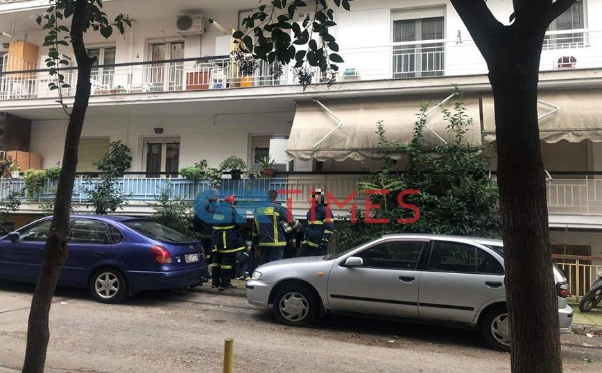 Θεσσαλονίκη: Νεαρός έπεσε από φωταγωγό και σκοτώθηκε