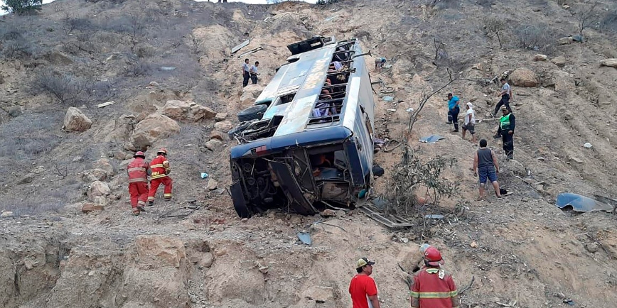 Δυο δυστυχήματα στο Περού μέσα σε λίγες ώρες – 19 νεκροί και έξι τραυματίες