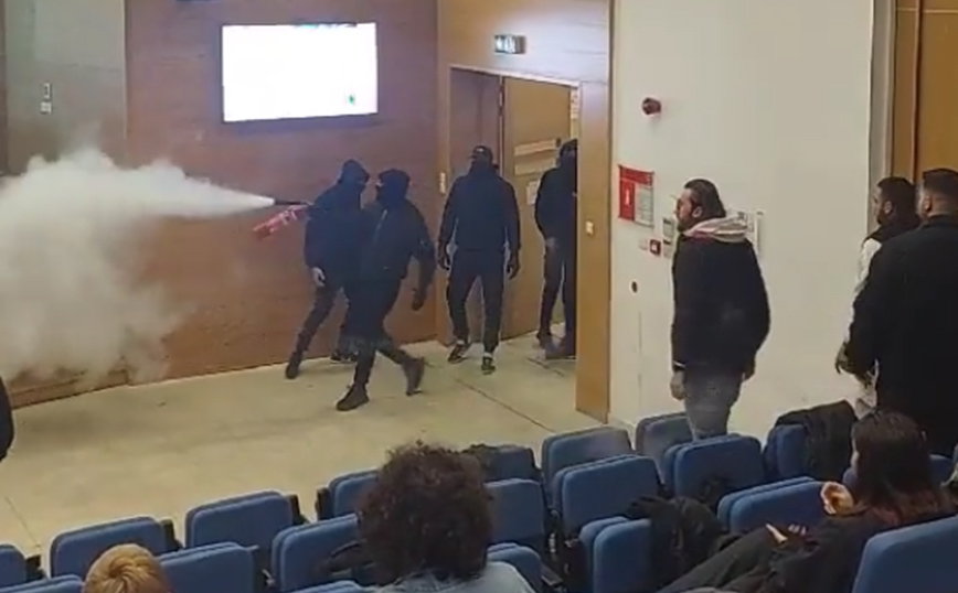 Καταγγελίες για ομοφοβική επίθεση σε πανεπιστήμιο της Κύπρου &#8211; Κουκουλοφόροι  χτύπησαν ομιλητές και φοιτητές