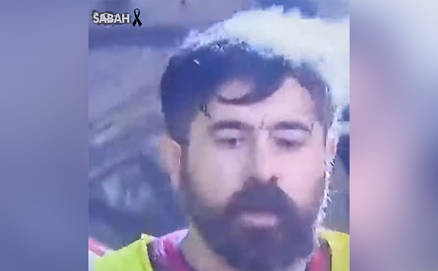 Σεισμός στην Τουρκία: Βίντεο με τη στιγμή που διασώστης βγάζει καπνό από… το κεφάλι του