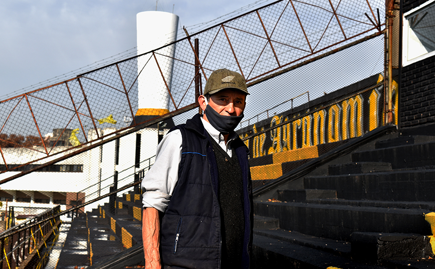 Αργεντινή: Μεταλλουργός, προπονητής ποδοσφαίρου, πωλητής μελιού &#8211; Κάνουν 3 δουλειές για να «πολεμήσουν» τον πληθωρισμό