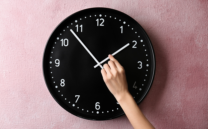 Αλλαγή ώρας: Την Κυριακή γυρίζουμε τα ρολόγια μας μία ώρα μπροστά