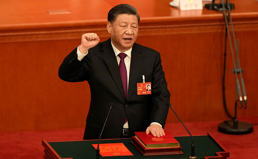 Ο πρόεδρος Σι Τζινπίνγκ παροτρύνει τις γυναίκες της Κίνας να υιοθετήσουν «κουλτούρα γάμου και τεκνοποίησης»