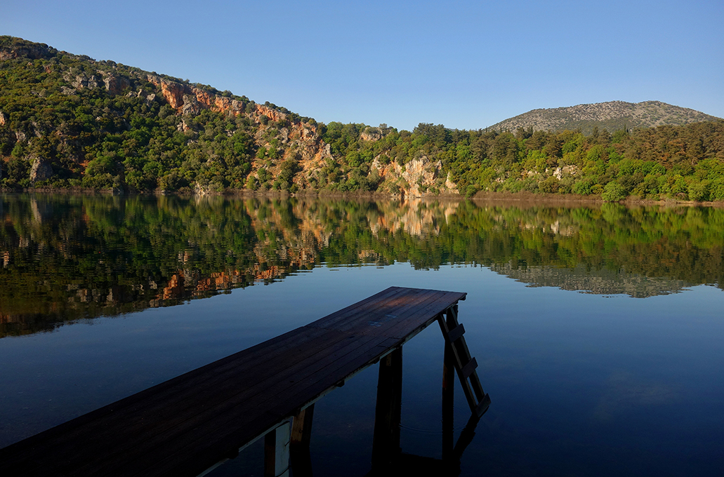 Λίμνη Ζηρού: Η γοητευτική υδάτινη αγκαλιά στην Πρέβεζα
