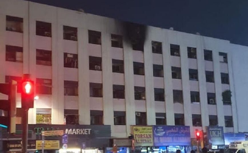 Δεκαέξι νεκροί και εννέα τραυματίες έπειτα από φωτιά στο Ντουμπάι