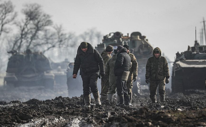 Η υπερβολική κατανάλωση αλκοόλ αιτία πολλών θανάτων Ρώσων στρατιωτών στην Ουκρανία, λέει το βρετανικό υπουργείο Άμυνας
