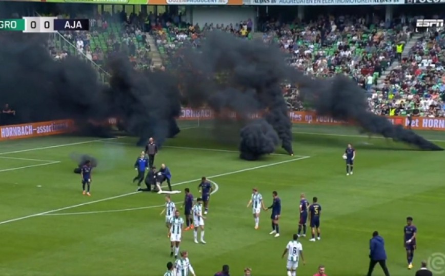 Eredivisie: Οριστική διακοπή στο Γκρόνινγκεν &#8211; Άγιαξ λόγω ρίψης μαύρων καπνογόνων