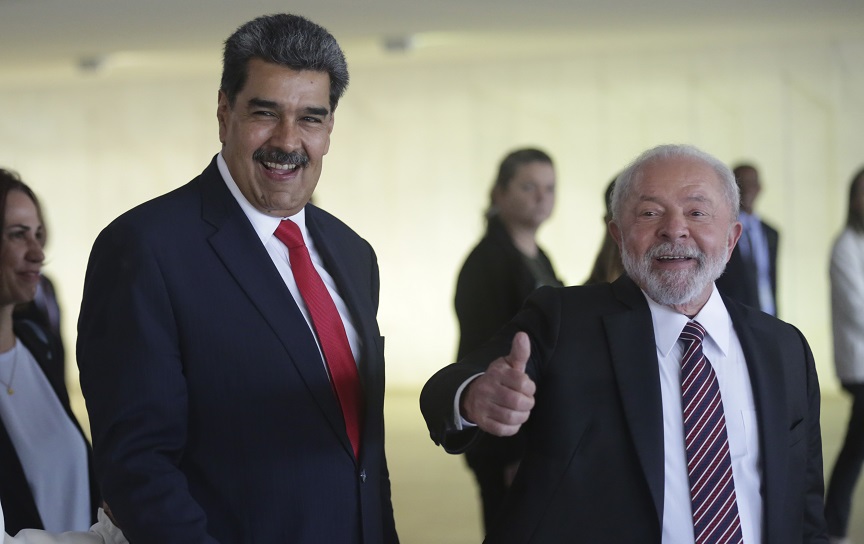 Λούλα και Μαδούρο «εγκαινίασαν» μια «νέα εποχή» στις σχέσεις Βραζιλίας-Βενεζουέλας
