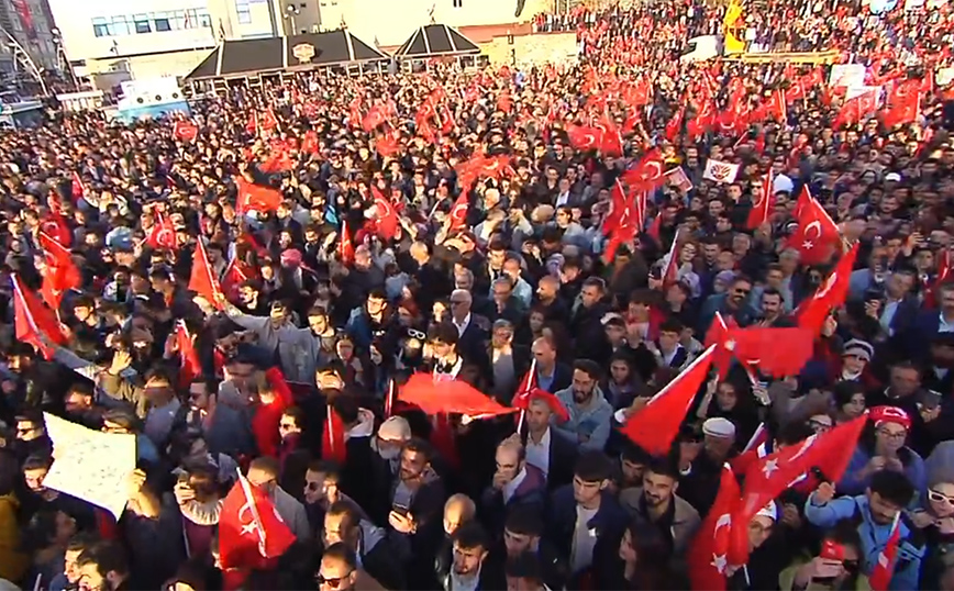 Εκλογές στην Τουρκία &#8211; Ένταση σε ομιλία του Ιμάμογλου: Τραυματίστηκαν από πέτρες εννιά άτομα