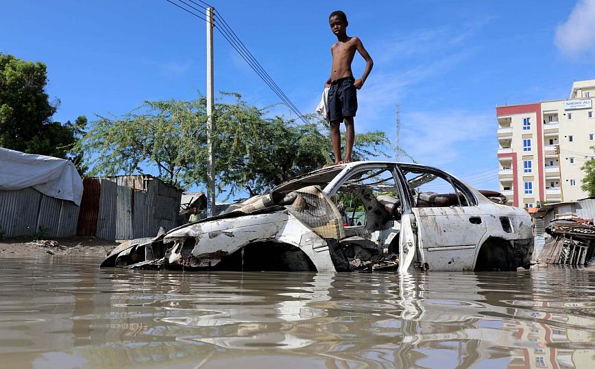 Οι πλημμύρες στην Σομαλία αναγκάζουν 200.000 ανθρώπους να εγκαταλείψουν τα σπίτια τους