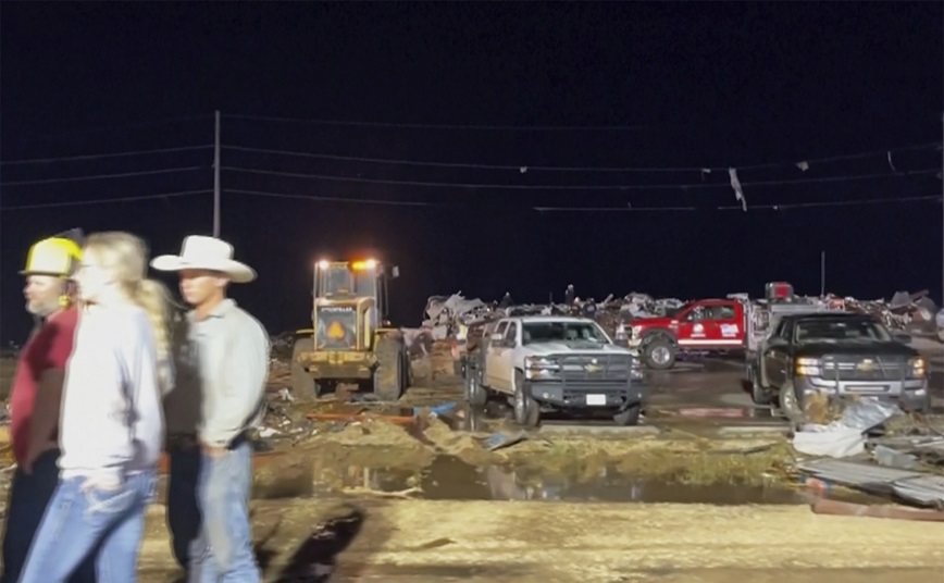 Ανεμοστρόβιλος ισοπέδωσε κοινότητα στο Τέξας &#8211; Τέσσερις νεκροί και δεκάδες τραυματίες