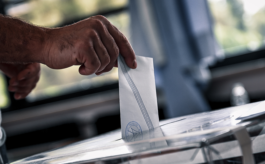 Εκλογές 2023: Τα πρώτα αποτελέσματα από εκλογικά κέντρα