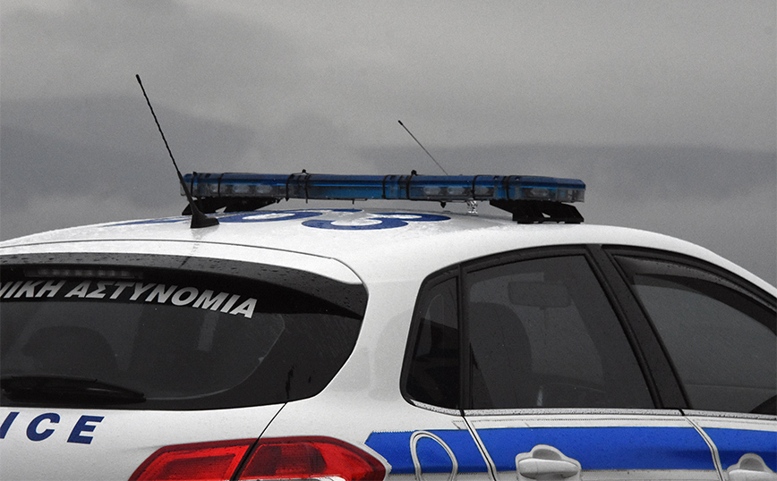 Ένας 15χρονος μαζί με έναν 57χρονο έκαναν διακίνηση ηρωίνης σε σπίτι στις Αχαρνές – Συνελήφθησαν από τη Δίωξη