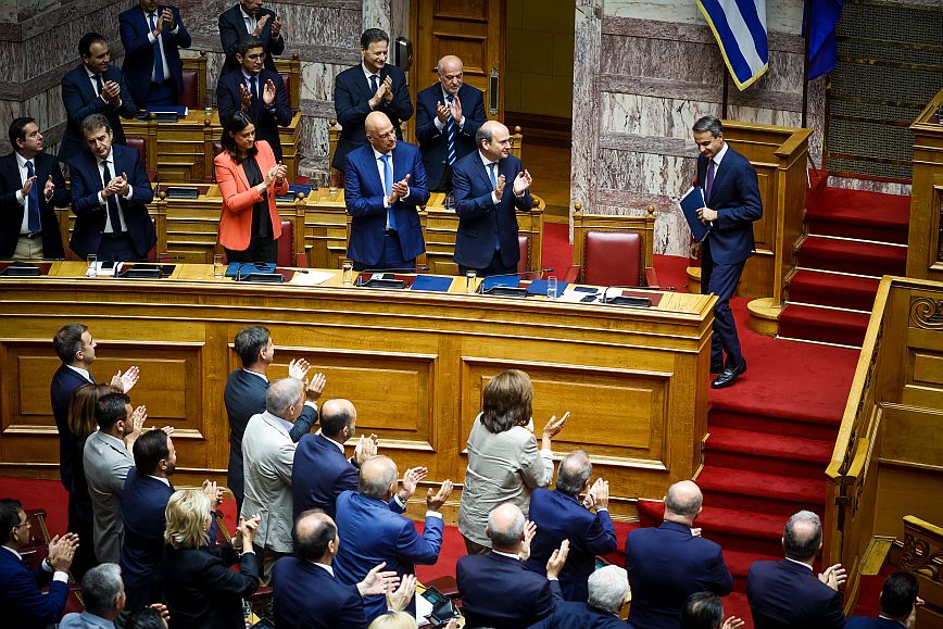 Η κυβέρνηση έλαβε ψήφο εμπιστοσύνης με 158 «ναι» &#8211; Μητσοτάκης: «Η Ελλάδα έχει περάσει στην εποχή των μεγάλων αλλαγών»