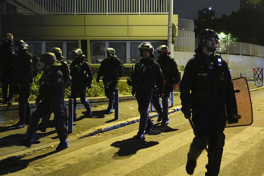 Ταραχές στη Γαλλία: Σχεδόν 1.000 συλλήψεις πραγματοποιήθηκαν στη διάρκεια της νύχτας