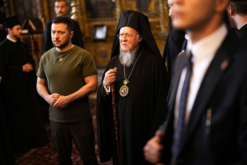 Προσευχήθηκε με τον Οικουμενικό Πατριάρχη Βαρθολομαίο ο Ζελένσκι &#8211; «Ο αγώνας μας συνεχίζεται εδώ και 500 ημέρες»