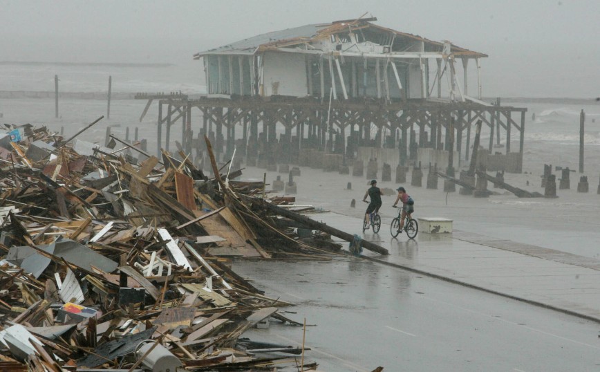 Ο τυφώνας Ιντάλια απειλεί τη Φλόριντα &#8211; Δόθηκε εντολή εκκένωσης