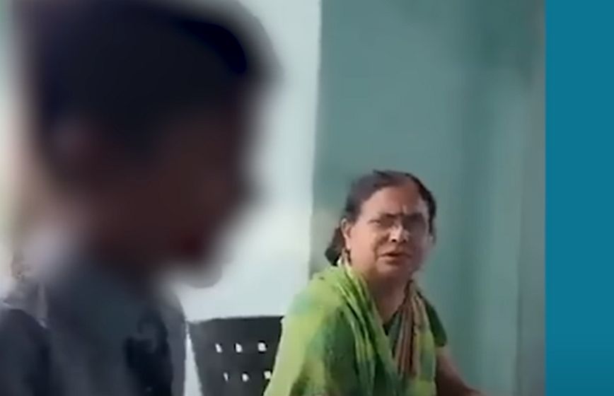 Σάλος στην Ινδία: Βίντεο δείχνει δασκάλα να διατάζει τους μαθητές της να χαστουκίσουν μουσουλμάνο συμμαθητή τους