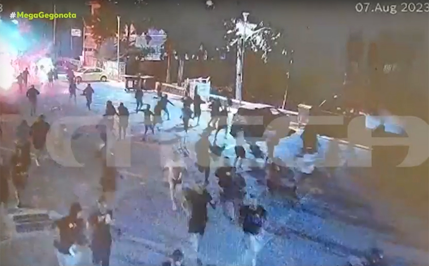Νέο βίντεο &#8211; ντοκουμέντο από την έφοδο των Κροατών χούλιγκαν έξω από τη Νέα Φιλαδέλφεια