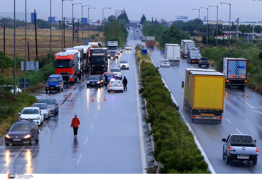 Κακοκαιρία Daniel: Κλειστός ο αυτοκινητόδρομος ΠΑΘΕ από Λαμία μέχρι Κατερίνη