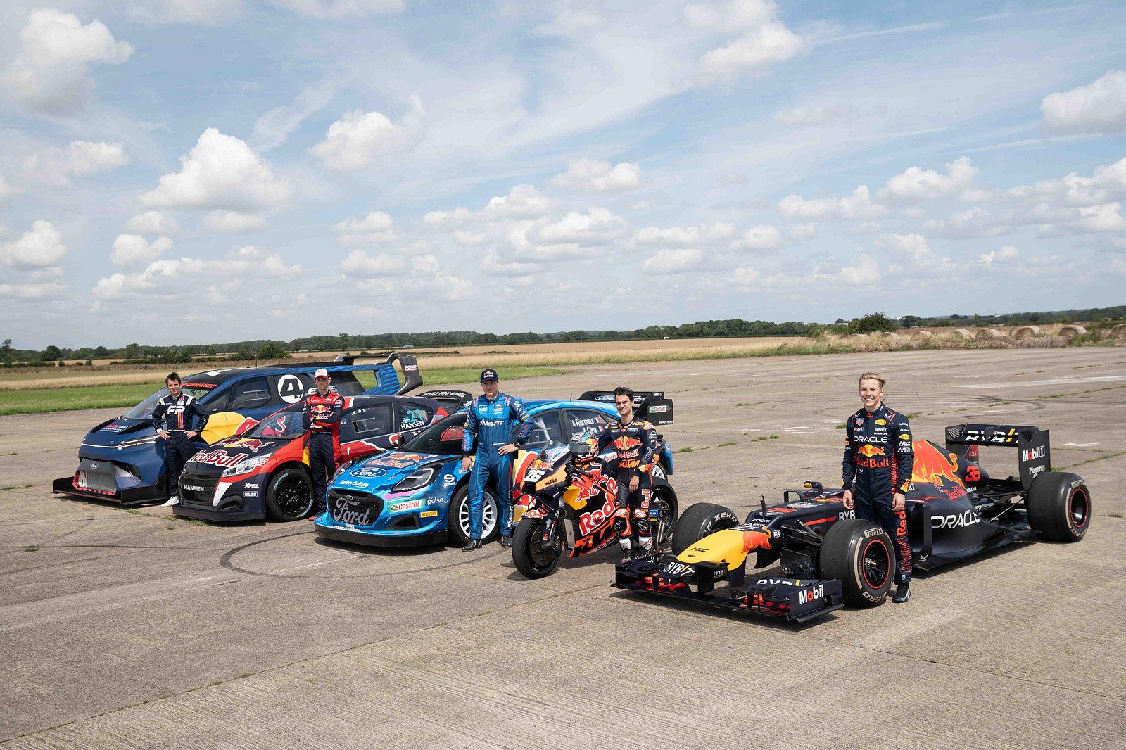 Η Red Bull τα έστησε: Κόντρα ενός αυτοκινήτου F1, μια μηχανής MotoGP και δύο αυτοκινήτων ράλι – Ποιος κερδίζει;