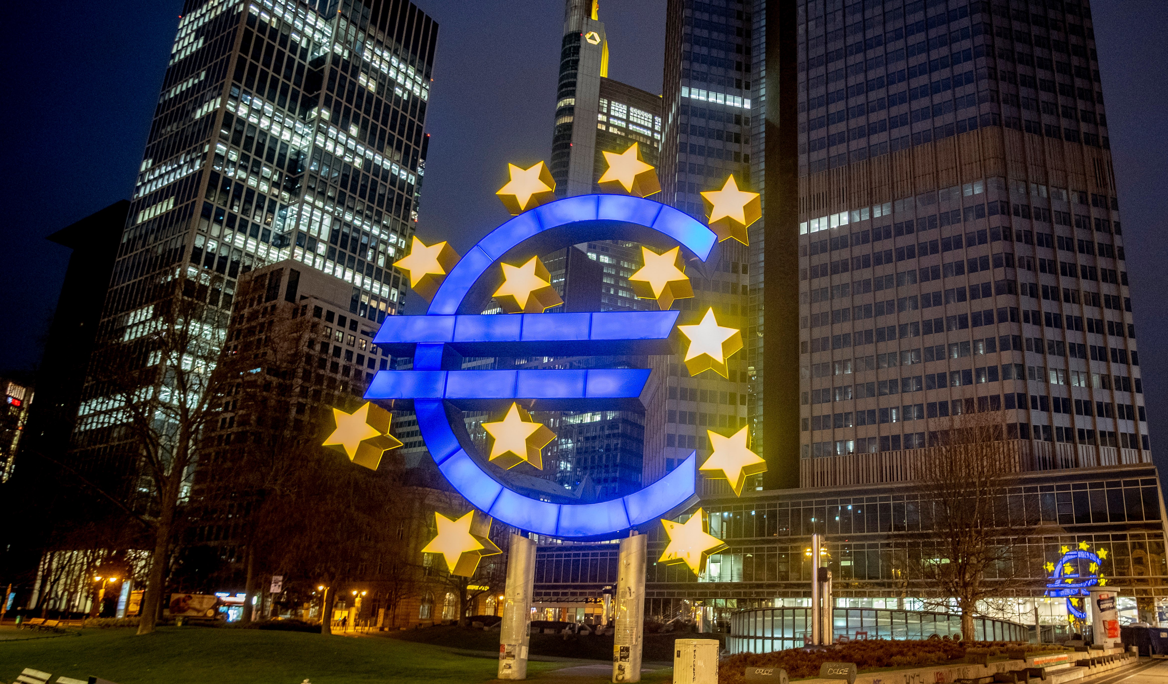 Νέα αύξηση των επιτοκίων ανακοίνωσε η ΕΚΤ για να χτυπήσει τον πληθωρισμό