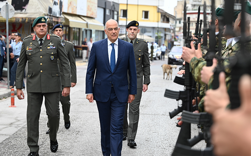 Ο Νίκος Δένδιας θα εκπροσωπήσει τον πρωθυπουργό και την κυβέρνηση στην παρέλαση στη Θεσσαλονίκη