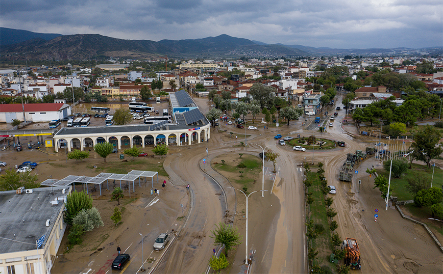 Εκκενώνονται δύο χωριά προς Τρίκαλα λόγω κατολισθήσεων