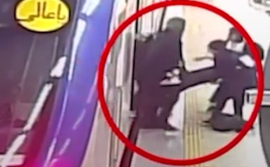 «Εγκεφαλικά νεκρή» η έφηβη που δέχθηκε επίθεση από την αστυνομία ηθών μέσα στο μετρό της Τεχεράνης