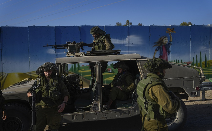 Ξεκίνησαν οι χερσαίες επιδρομές στη Γάζα: Ποιες είναι οι επόμενες κινήσεις του Ισραήλ