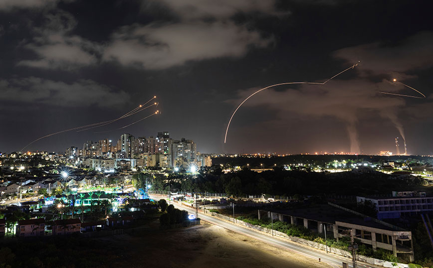 Iron Dome: Πώς λειτουργεί ο «σιδερένιος θόλος» που προστατεύει το Ισραήλ
