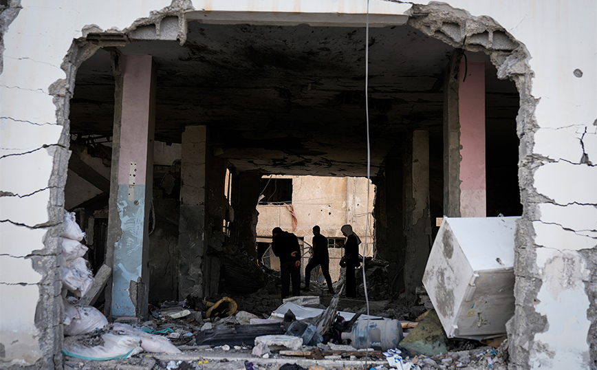 Με τεθωρακισμένα και μπουλντόζες εισέβαλαν στην Τζενίν οι ισραηλινοί &#8211; Συνεχείς οι αεριπορικοί βομβαρδισμοί