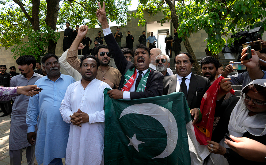 Το Πακιστάν δίνει εντολή στους παράτυπους μετανάστες να εγκαταλείψουν τη χώρα &#8211; Διαφορετικά, θα απελαθούν με τη βία