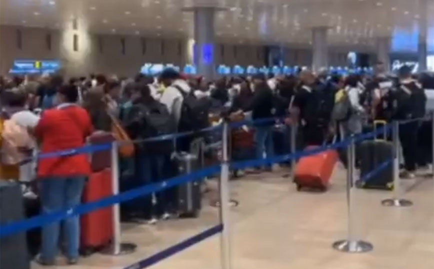 Σκηνές χάους στο αεροδρόμιο του Τελ Αβίβ &#8211;  Ταξιδιώτες προσπαθούν να φύγουν από τη χώρα &#8211; Συνεχείς ακυρώσεις πτήσεων