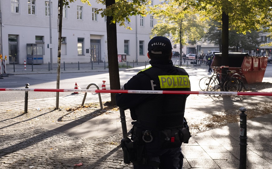 Το Εβραϊκό Συμβούλιο χαρακτηρίζει «τρομοκρατική επίθεση» την απόπειρα εμπρησμού σε συναγωγή του Βερολίνου