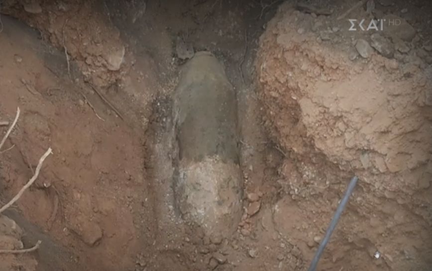 Αυτή είναι η βόμβα του Β’ Παγκοσμίου Πολέμου που βρέθηκε στη Γλυφάδα &#8211; Έχει μήκος 1,5 μέτρα και 226 κιλά βάρος