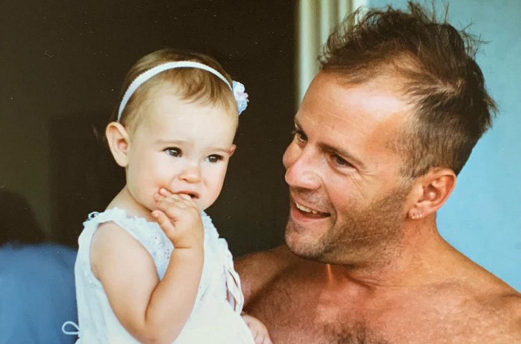 Η νέα συγκινητική ανάρτηση της κόρης του Μπρους Γουίλις &#8211; «Μου λείπει πολύ ο μπαμπάς μου»