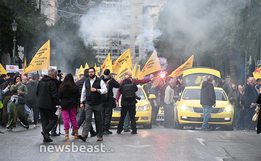 Συγκεντρώσεις αυτοπασχολούμενων στο κέντρο της Αθήνας &#8211; Δείτε φωτογραφίες από τις κινητοποιήσεις