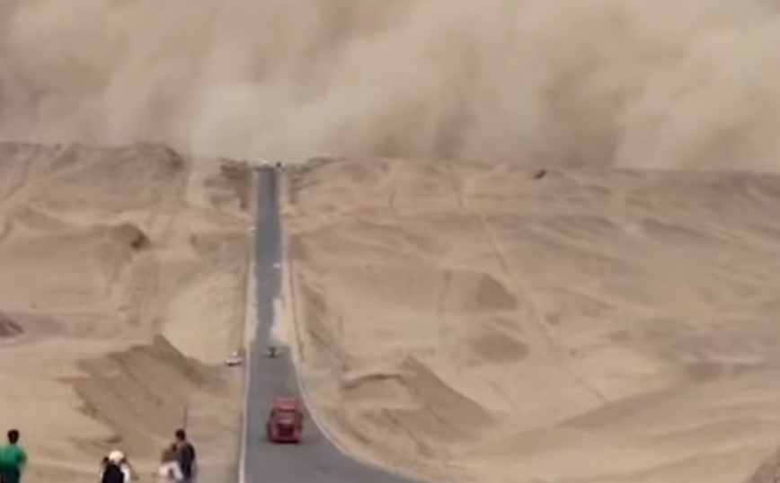 Οι καταιγίδες άμμου και σκόνης, που επιδεινώνονται συνεχώς, οδηγούν σε απώλεια γης, λέει ο ΟΗΕ