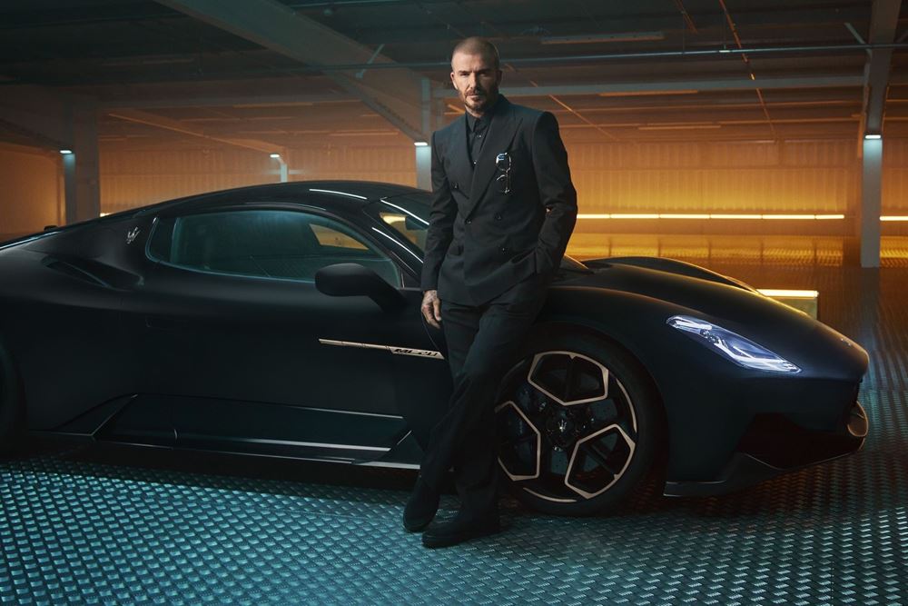Η «Νύχτα» της Maserati είναι εκθαμβωτική και την παρουσιάζει ο Ντέιβιντ Μπέκαμ