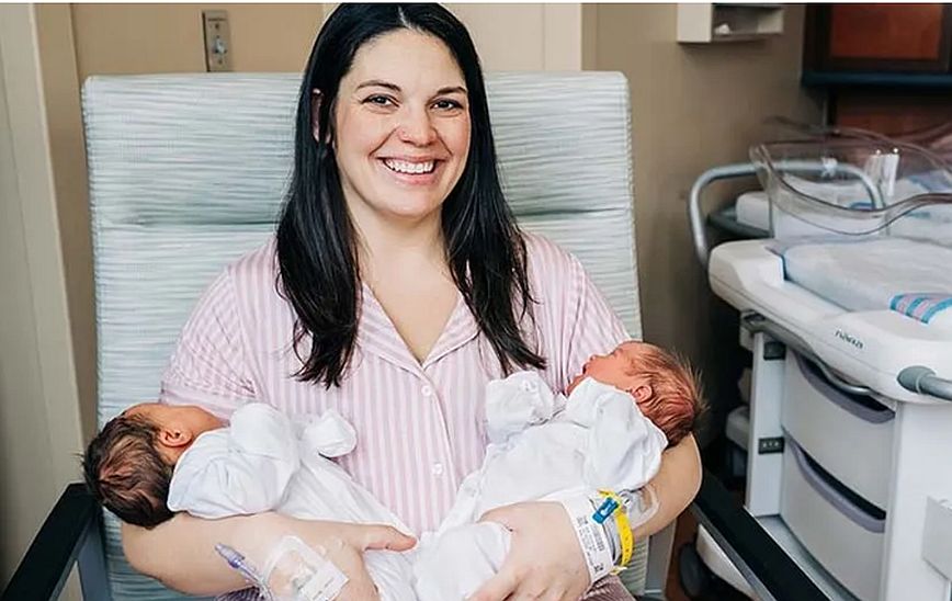 ΗΠΑ: Γυναίκα με διπλή μήτρα γέννησε δύο φορές σε δύο ημέρες, σε μια εγκυμοσύνη που συμβαίνει μία στο εκατομμύριο
