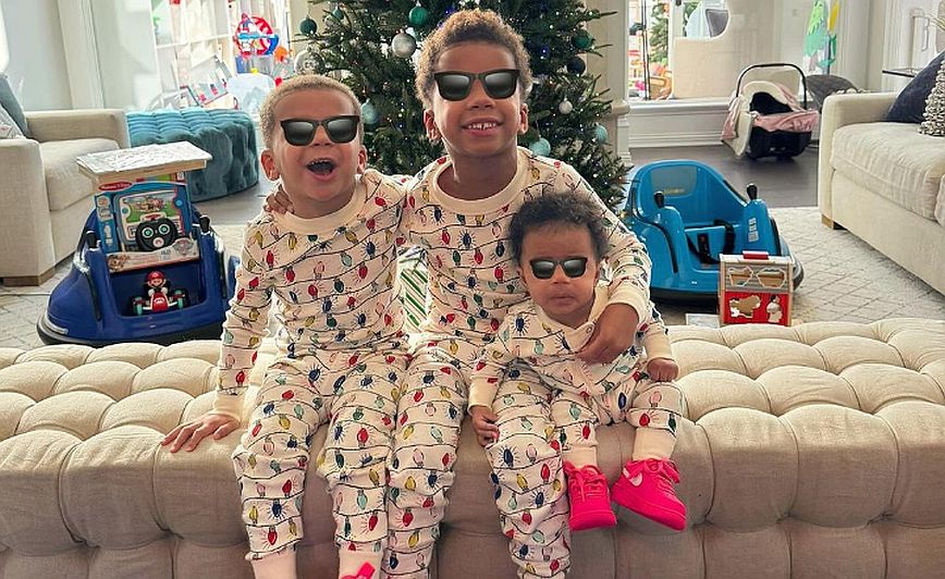 Η ανάρτηση του Γιάννη Αντετοκούνμπο με τα τρία παιδιά του στο Instagram