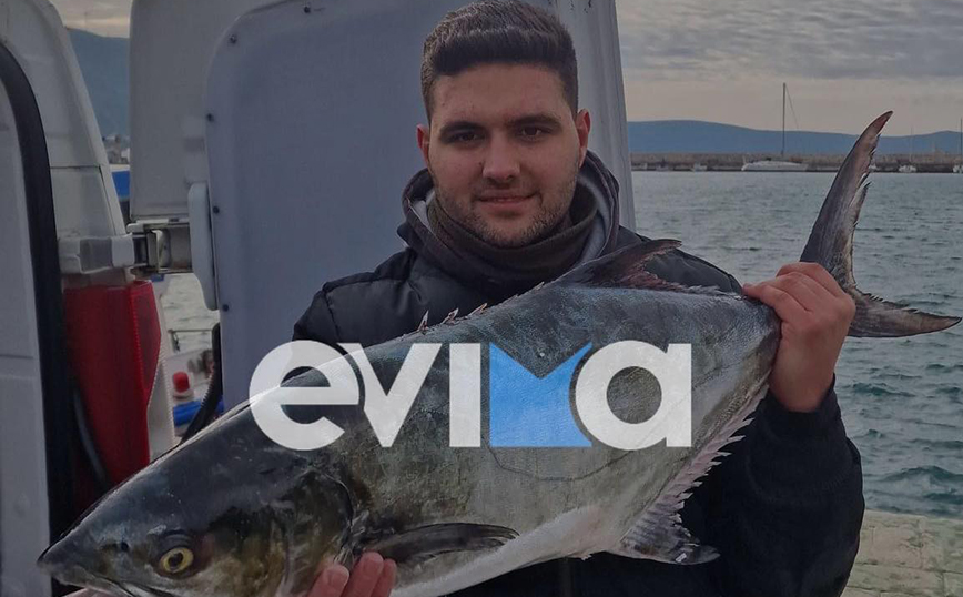 Ψαράς στην Εύβοια έπιασε μια λίτσα σχεδόν 8 κιλών