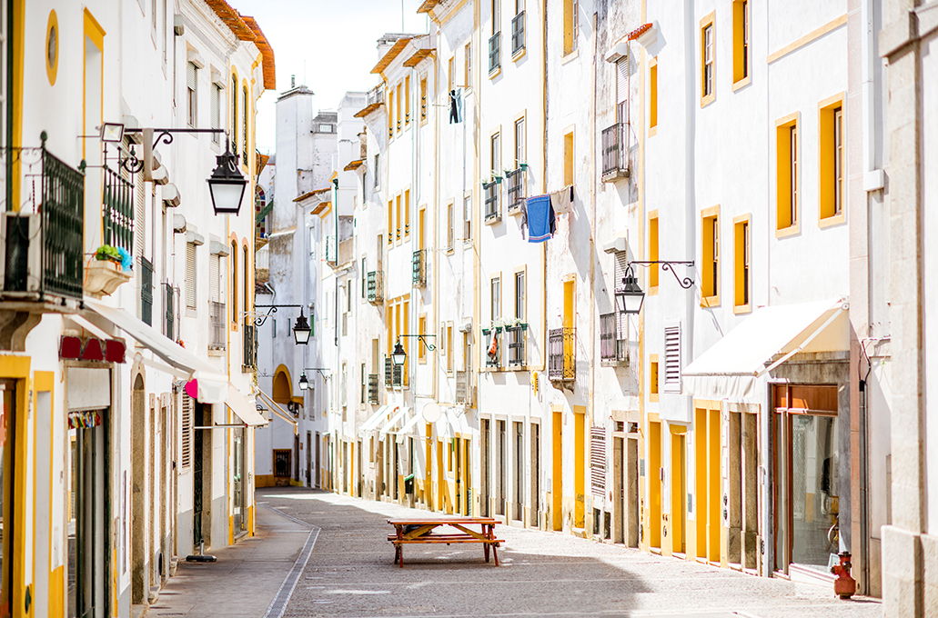 Εβόρα: Η πιο υποτιμημένη όμορφη πόλη στην Πορτογαλία