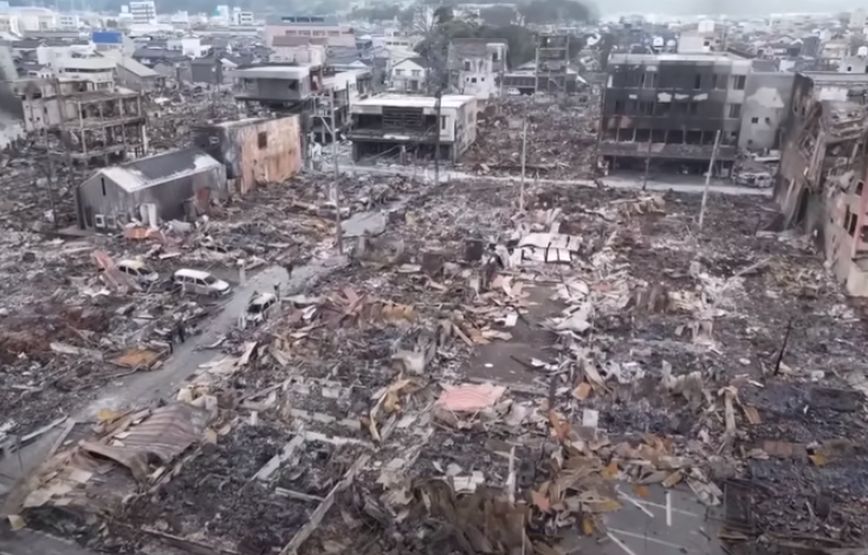 Ισοπεδωμένη η Ουατζίμα μετά τον σεισμό στην Ιαπωνία &#8211; Έκλεισε το κρίσιμο παράθυρο 72 ωρών, 92 νεκροί, 242 αγνοούμενοι