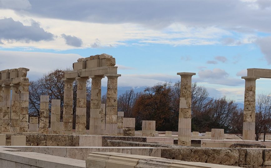Πώς αναστηλώθηκε ο «Παρθενώνας της Μακεδονίας», το ανάκτορο όπου ανακηρύχθηκε βασιλιάς ο Μέγας Αλέξανδρος