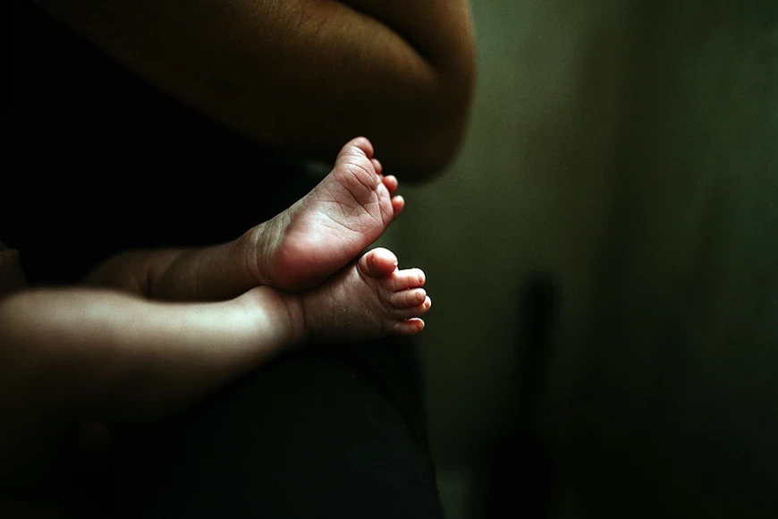 Νεκρό βρέφος στην Ημαθία: «Ζήλευε εμένα και την πλήρωσε το μωρό» λέει ο πρώην σύζυγος της παιδοκτόνου